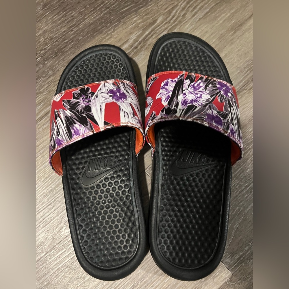 Nike slippers